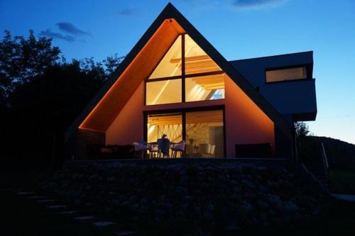 Villa Otthon Dunakanyar *
